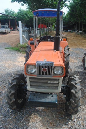 ขายรถไถ Kubota L 2402 (4WD)...