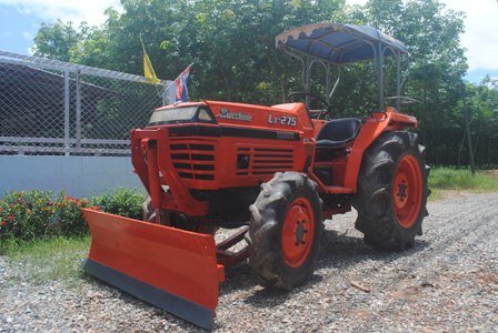 ขายรถไถ Kubota L1-275 (4WD)...