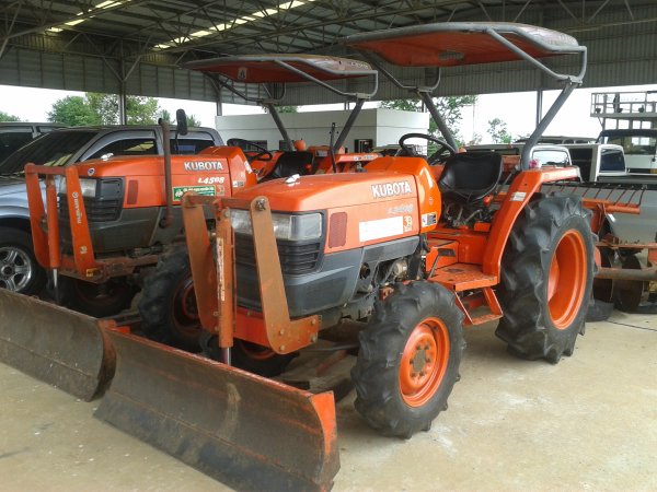 ขายรถไถ KUBOTA L3408 สภาพสวยพร้อมใช้ เครื่องดี เอกสารพร้อมโอน...