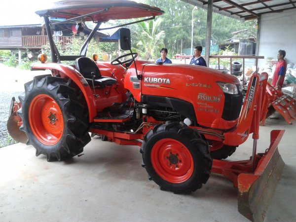 ขายดาวรถไถ KUBOTA L4708 สภาพสวยพร้อมใช้ เครื่องดี เอกสารพร้อมโอน...