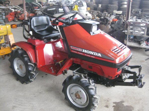 ขายรถไถ HONDA MIGHTY-11 4WHEEL STEERRING /4WHEEL DRIVE พร้อมใช้...