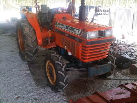 ขายรถไถ Kubota L1-26...