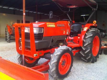ขายรถไถ Kubota L 4508 (4WD) พร้อมดันหน้าและผานหลัง...