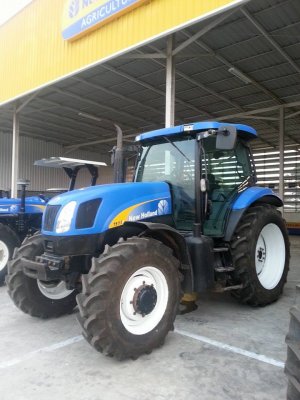 นิวฮอลแลนด์ TS115A ปี 2008...