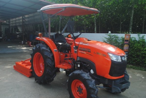 ขายรถไถ Kubota L 3608 (4WD) พร้อมเครื่องตัดหญ้าใหม่ 1.20 เมตร...