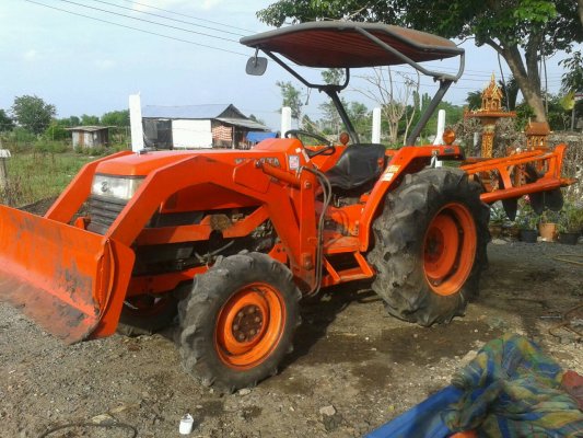 คูโบต้า L4508 มีใบดันหน้า และ ผานพรวน...