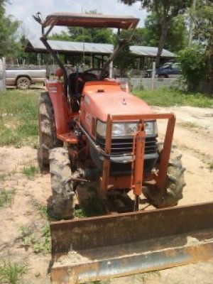 ขายรถไถ KUBOTA L3408 2 เพลา 34 แรง ปี 51 อุปกรณ์ผานหน้าหลังรถสวยพร้อมใช้งานเอกสารโอนสนใจโทร 0810707634...
