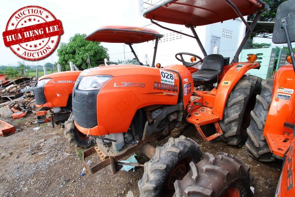 AUC 7 Code 028 แทรกเตอร์ KUBOTA L3608 ราคา เริ่มต้นการประมูล 220,000 บาท...