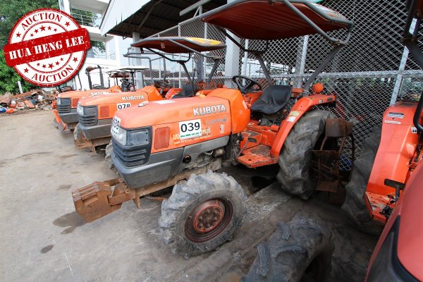 AUC 7 Code 039 แทรกเตอร์ KUBOTA L3408 ราคา เริ่มต้นการประมูล 130,000 บาท...