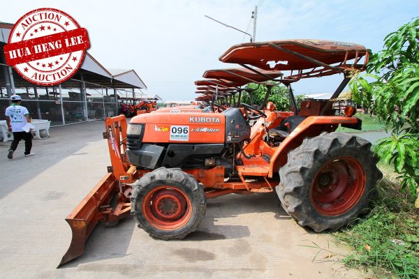 AUC 7 Code 096 รถแทรกเตอร์ KUBOTA L4508DI ราคา เริ่มต้นการประมูล 225,000 บาท...