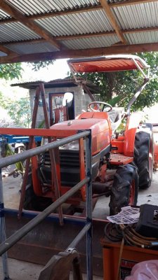 ขายรถไถ KUBOTA3408 4?4สภาพพร้อมใช้งาน เอกสารเล่มทะเบียนพร้อมโอน อุปกรณ์พร้อม ใบดันหน้า ผานหลัง เดิมใช้งานมือเดียว สภาพสวย ติดต่อ 080-7964423 085-76980...