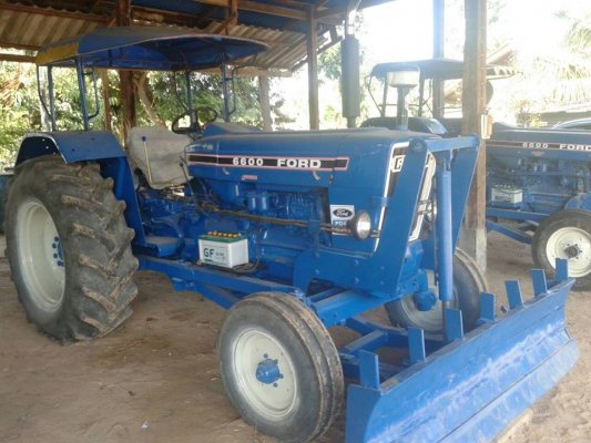ขายรถแทรคเตอร์ FORD 77 T3สภาพพร้อมใช้เล่มทะเบียนพร้อมลุยงานเครื่องดี ปั๊มดี ยางดี ...