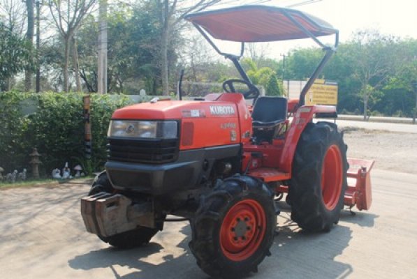 ขายรถไถ Kubota L 3408 (4WD) พร้อมโรตารีช้าง รถพร้อมใช้งานครับ...