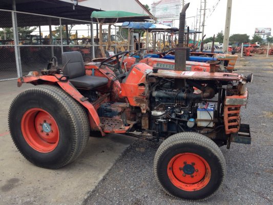 Kubota L3250 ล้อโต พร้อมใช้...