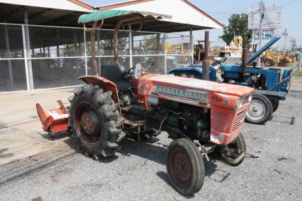 สุดคุ้ม แทรกเตอร์ Kubota L240 เก่าไทย พร้อมโรตารี...