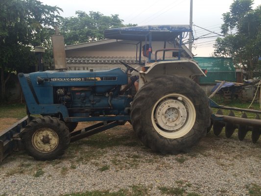 ขายรถไถ FORD 6600...