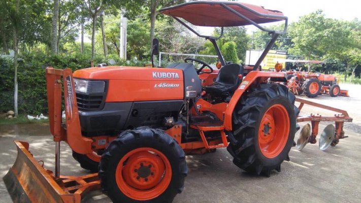 ขายรถไถKubota L4508DI (4WD) พร้อมใบมีดหน้าและผานบุกเบิกช้าง รถไร่ สีเดิมพร้อมใช้งาน...