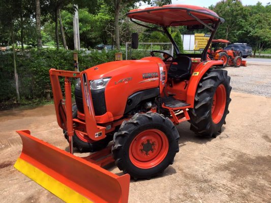 ขายรถไถ Kubota L4708(4WD) พร้อมใบมีดและผานบุกเบิกช้างDP224F รถพร้อมใช้งาน...