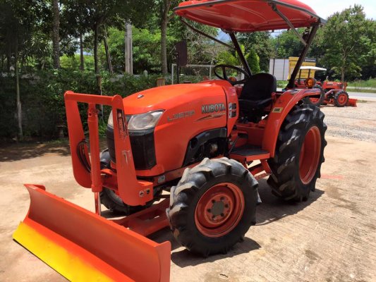 ขายรถไถ Kubota L3608(4WD) พร้อมใบมีดและผานพรวนช้าง รถพร้อมใช้งาน...