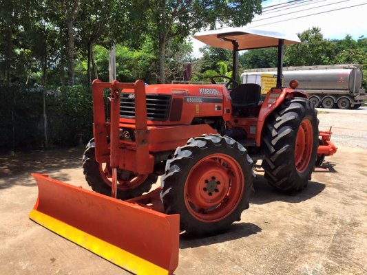 ขายรถไถ Kubota M5000 SU(4WD) พร้อมใบมีดและผานพรวนLCS รถสวยพร้อมใช้งาน...