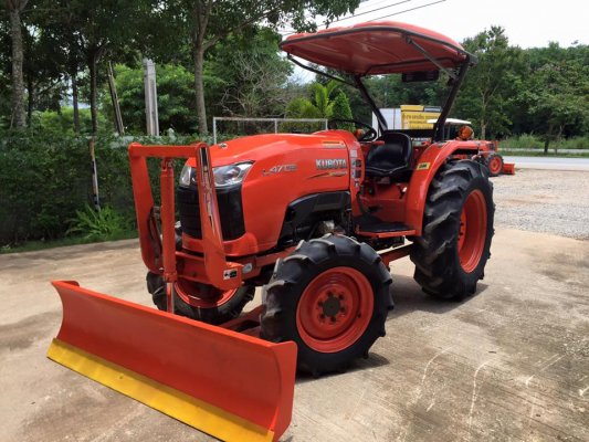 ขายรถไถ Kubota L4708(4WD) พร้อมใบมีดและผานพรวน LCS 24x6(ของใหม่) รถสวยพร้อมใช้งาน...