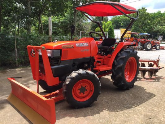 ขายรถไถKubota L3408 (4WD) พร้อมใบมีดหน้าใหม่และผานพรวนช้าง รถพร้อมใช้งาน...