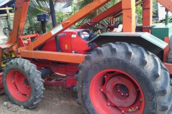 ขายรถไถติดครีบ kubota7040 มือ2 ด่วน สภาพนางฟ้า...