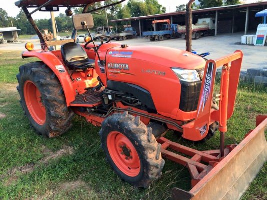 ขายรถไถ KUBOTA L4708 ปี55 ใช้งานน้อย อุปกรณ์ครบ ดันหน้า ผานหลัง โรตารี่ สภาพพร้อมใช้งาน เอกสารเล่มทะเบียนพร้อมโอน สนใจโทร 090-8588220คุณนะ 093-3258446...