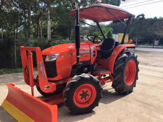 ขายรถไถ Kubota L3608(4WD) พร้อมใบมีดและผานพรวนช้าง รถพร้อมใช้งาน...