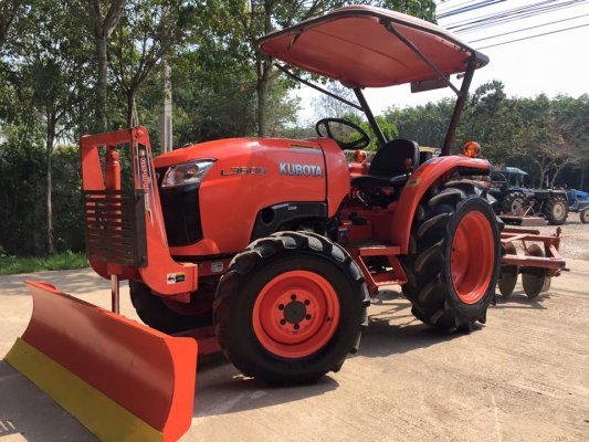 ขายรถไถ Kubota L3608(4WD) พร้อมใบมีดและผานพรวน รถพร้อมใช้งาน...