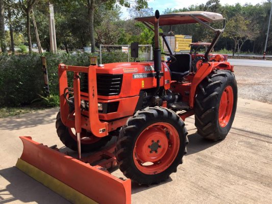 ขายรถไถ Kubota M5000 SU(4WD) พร้อมใบมีดและผานพรวนLCS รถไร่ สีเดิมพร้อมใช้งาน...