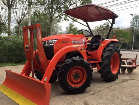 ขายรถไถ Kubota L3608(4WD) พร้อมใบมีดและผานพรวนช้าง รถไร่ พร้อมใช้งาน...