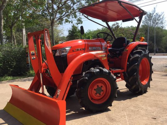ขายรถไถ Kubota L3608(4WD) พร้อมใบมีดและผานพรวนช้าง รถสวย สีเดิม พร้อมใช้งาน...