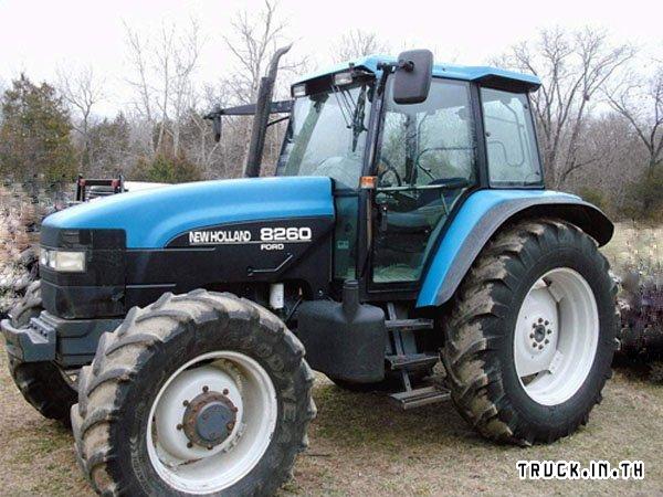 ขายรถแทรกเตอร์ New Holland 8260 เกียร์ธรรมดา...