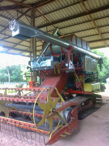 ขายรถเกี่ยวข้าว อุ้ม 2.2 เครื่อง ISUZU195 TURBO อุ้มสแตนเลส...