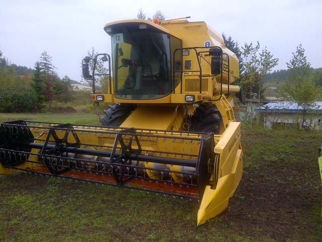 TX65 PLUS : New Holland : รถเกี่ยวข้าว by กุ้ง:TOS:081-3062283...