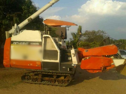 ขายKUBOTA DC68 สภาพพร้อมใช้งาน เอกสารพร้อมโอน...