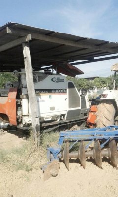 ขายรถเกี่ยวข้าวKUBOTA DC68 ระบบอุ้ม เครื่องดี ใช้งานได้ดี สภาพพร้อมใช้งาน สนใจโทร 090-8588220คุณนะ ID:narong498 หรือwww.truck.in.th/498 หรือfb:ณรงค์ ซ...