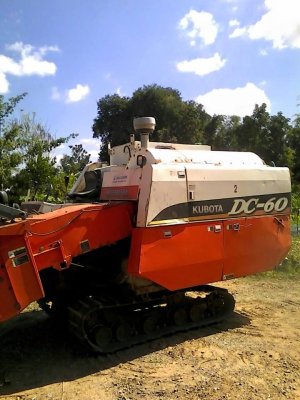 ขายรถเกี่ยวข้าว KUBOTA DC60 ปี52 สภาพพร้อมใช้งาน สนใจโทร 090-8588220คุณนะ 093-3258446คุณบิว หรือเข้าดูสินค้าอื่นๆได้ที่ www.truck.in.th/498 หรือเพจFac...