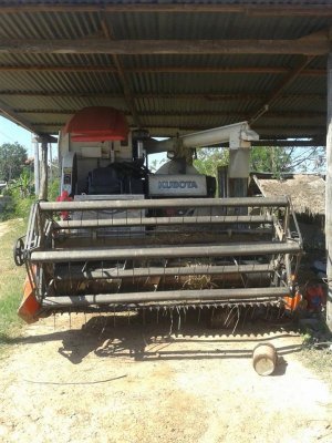 ขายดาวน์400,000 รถเกี่ยวข้าว KUBOTA DC95 PLUS เหลืองวดอีก4แสน สนใจโทร 090-8588220คุณนะ 093-3258446คุณบิว หรือเข้าดูสินค้าอื่นๆได้ที่ www.truck.in.th/4...
