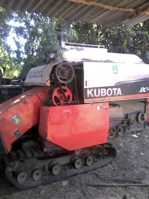 ขายรถเกี่ยวข้าว KUBOTA DC60 ปี53 สภาพพร้อมใช้งาน เอกสารเล่มทะเบียนพร้อมโอน สนใจโทร 090-8588220คุณนะ 093-3258446คุณบิว หรือเข้าดูสินค้าอื่นๆได้ที่ www....
