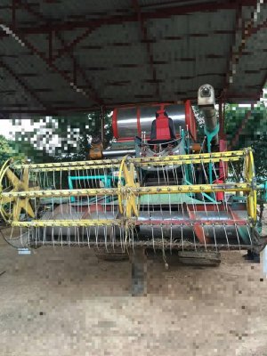 ขายรถเกี่ยวข้าวบางไทร เครื่องJO8C 251แรง เทอร์โบว์ ช่วงล่าง12HT พร้อมใช้งาน เครื่องดี ...