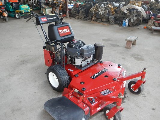 ขายรถตัดหญ้า TORO TURBO FORCE 40พร้อมใช้งาน...