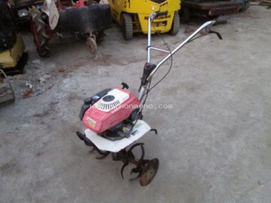 เครื่องพรวนดิน  ยี่ห้อ : HONDA รุ่น : F200  รหัสสินค้า : 80802314คุณศิริวรรณ Tel.087-677-3704...