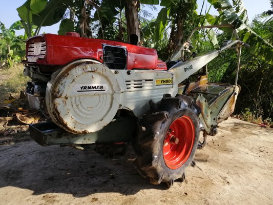 ขายรถไถนาเดินตามดีเซลYanmarYHC800 8 แรง...