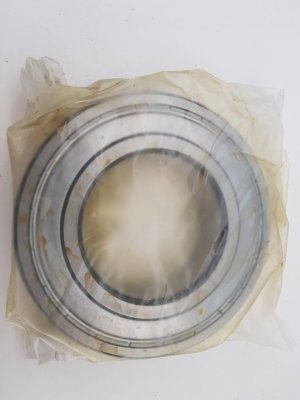 ลูกปืน ยี่ห้อ SKF รุ่น 6212-2Z วงใน 60 วงนอก 110 หนา 23...
