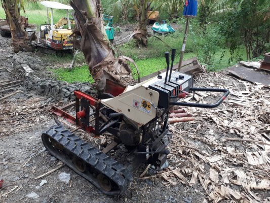 เข้ามาอีกคัน ครับ รถบรรทุก ตะขาบ อเนกประสงค์ เก่าญี่ปุ่น เครื่อง YANMAR ราคา 18,000 บาท...