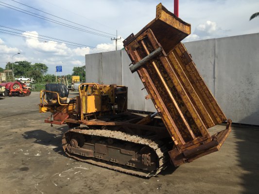 รถบรรทุกตีนตะขาบ แทรคเหล็ก นั่งขับ ยี่ห้อ YANMAR รุ่น YFW24...