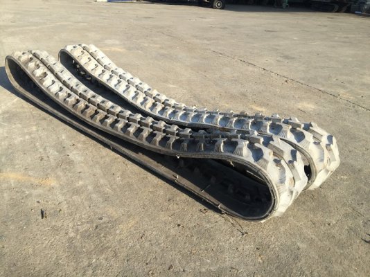ขายแทรคยางรถกระเช้า แทรคยางรถบรรทุกตีนตะขาบ  ขนาด 200x72x48  สินค้ามือหนึ่ง ไม่เคยใช้งาน เก่าเก็บ...