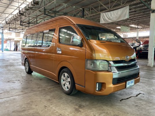  มาแล้วจ้า รถตู้ Toyota Hiace ปี 2549 รถส่วนบุคคล  ขายสดราคา   280,000  บาท จ้า จำนวน4 สูบ 2494 ซีซี 109 แรงม้า  สอบถาม หรือสามารถมาดูที่ร้านเราได้จ้า...